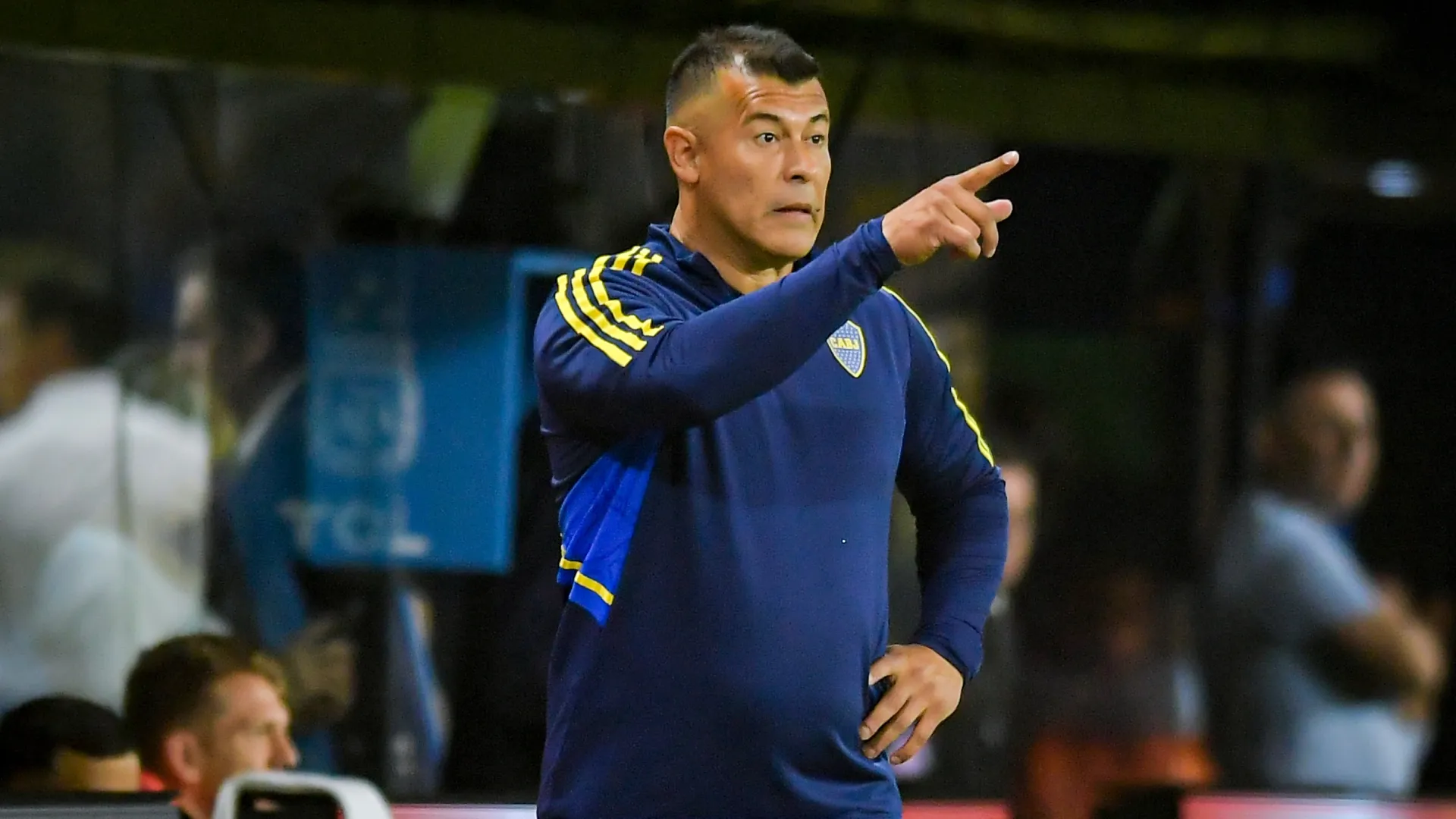 Almirón respaldó a uno de los referentes de Boca: "Sé lo que puede aportar"