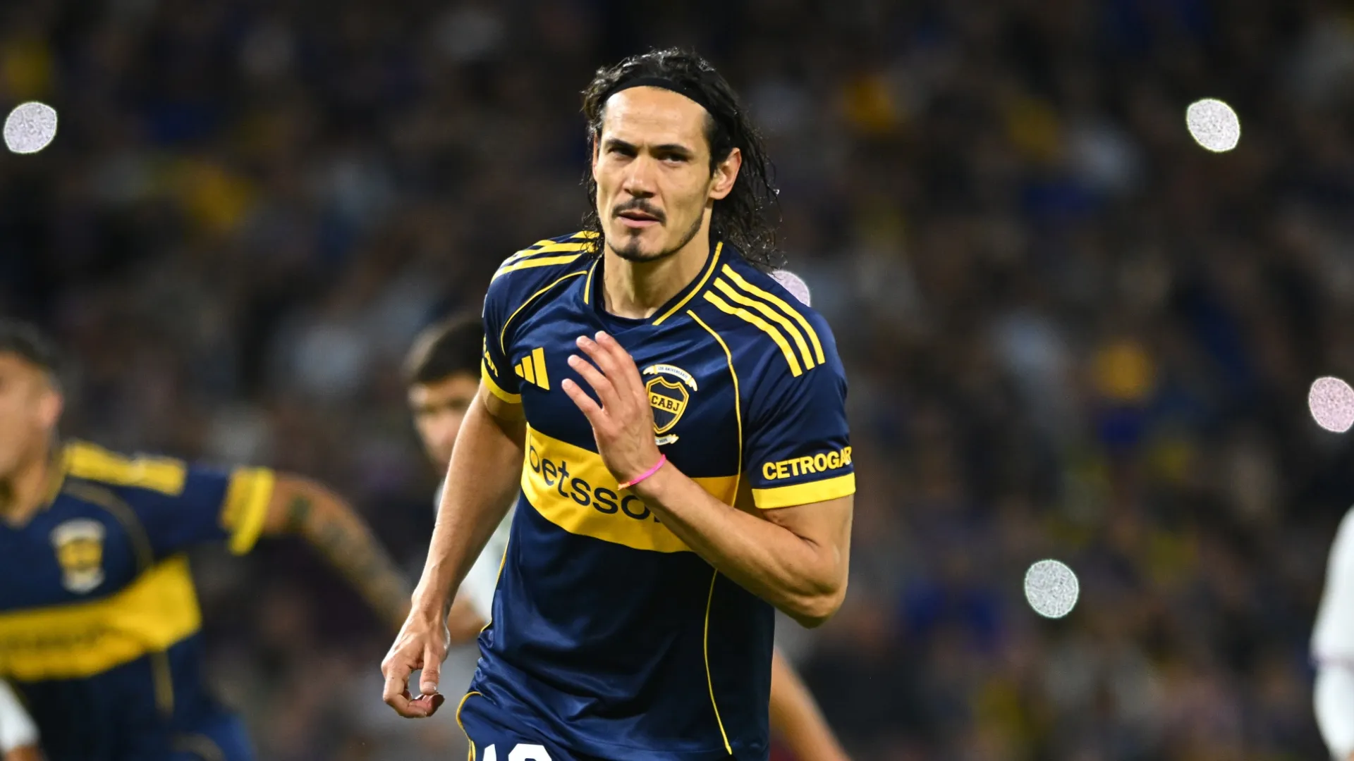 Danubio de Uruguay quiere llevarse a Cavani de Boca: "Sería maravilloso"