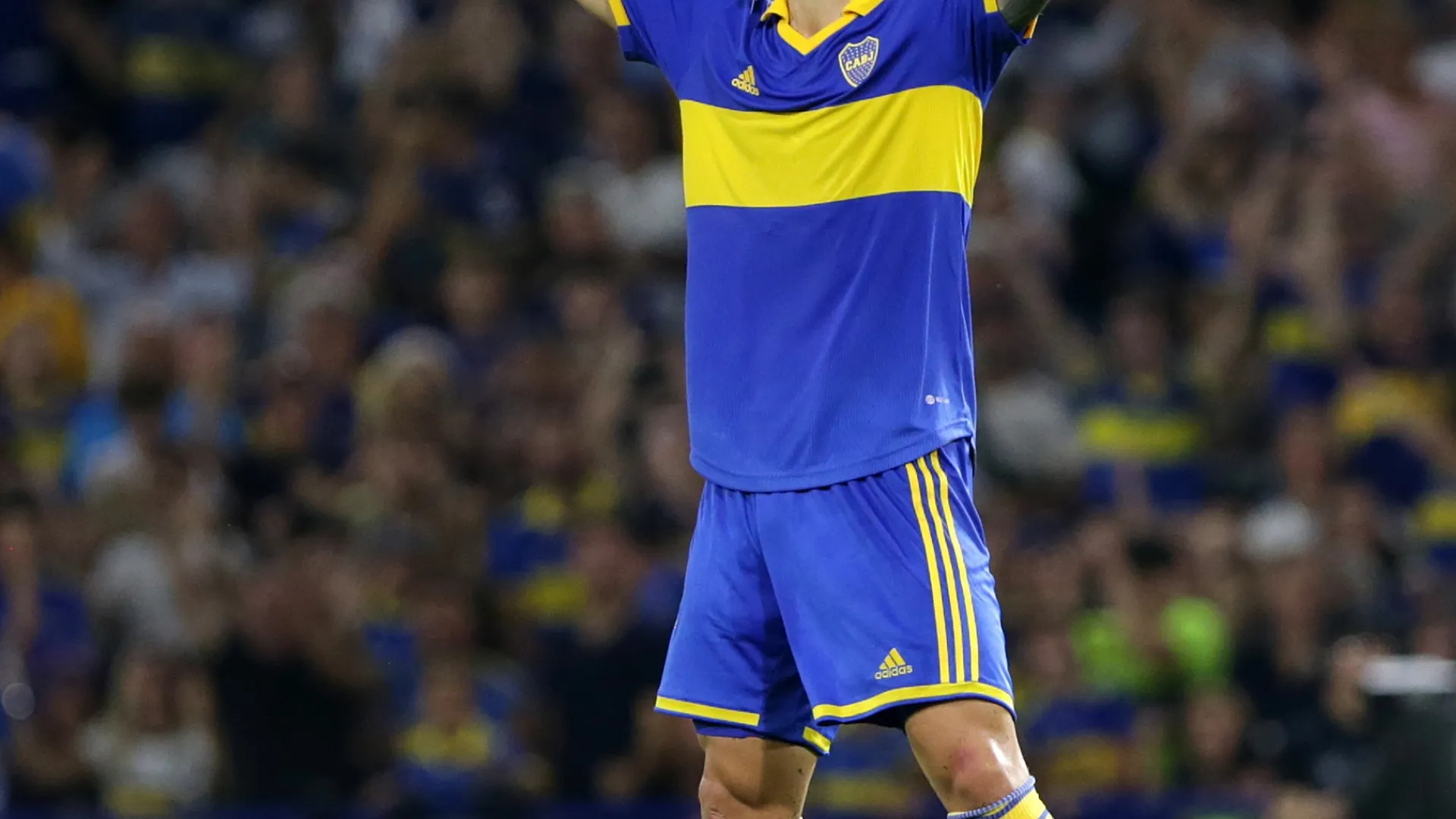 La importantísima empresa que quiere ser sponsor de Boca y River