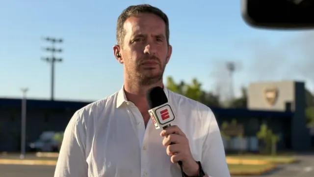 Emiliano Raddi explicó la situación de dos jugadores de Boca que pelean por un lugar: "Uno de los dos se va"
