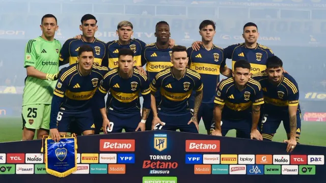 Los hinchas de Boca se hartaron: Carlos Palacios y Alan Velasco, los dos jugadores que se fueron silbados de La Bombonera