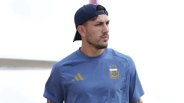 Debuta Argentina: cómo está Leandro Paredes y qué hará Lionel Scaloni con él