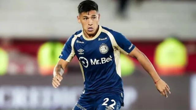 Cómo juega Leandro Lozano, el lateral derecho que está cerca de Boca