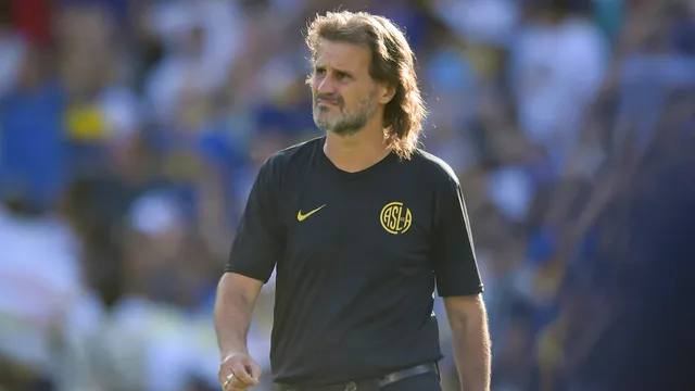 Insúa habló sobre el clásico ante Boca y dio su reacción sobre el hecho de que Arruabarrena ponga titulares.