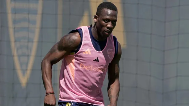 Advíncula dio detalles de su repentina salida de Boca: "Hablé con Riquelme y..."