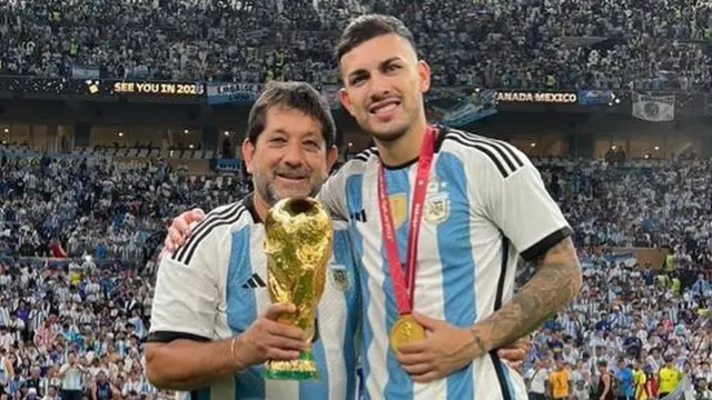 El tatuaje gigante del padre de Paredes para su hijo, con un guiño a Boca