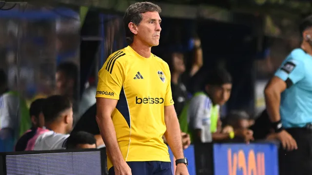 Úbeda no los cuenta: Cavani y Palacios siguen lesionados en Boca y todavía no volverán