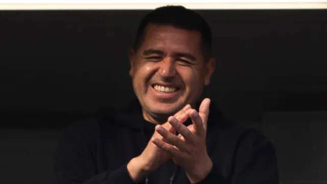 Una debilidad de Riquelme: Adonis Frías vuelve a estar en carpeta de Boca