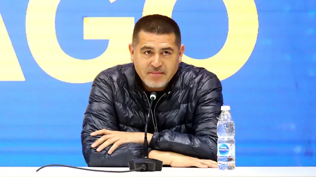El aviso de Gustavo Quinteros a Boca: "Si Riquelme quiere salir campeón, me tiene que llamar"