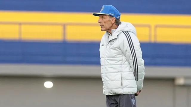 Con una duda, el equipo titular que Russo pondrá en Boca hasta que llegue Leandro Paredes