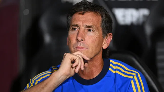 Claudio Úbeda baraja dos opciones para reemplazar a Santiago Ascacibar en Boca
