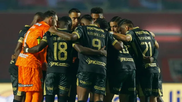 La furiosa reacción de Edwin Cardona contra la hinchada de Atlético Nacional