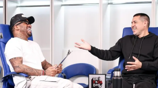 Riquelme rompe el silencio en una entrevista con Jefferson Farfán: "Si hubieras jugado en Boca..."