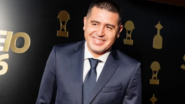 Sonríe Riquelme: Boca tiene confirmado al primer refuerzo de este mercado