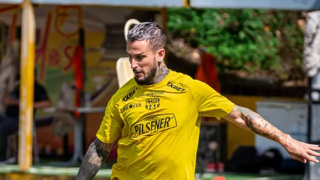 Benedetto reconfirmó su gran momento en Barcelona de Ecuador, a días de jugar contra Boca