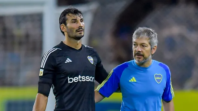 Revuelo por la renovación de Javier García: los motivos de Boca para extender su contrato