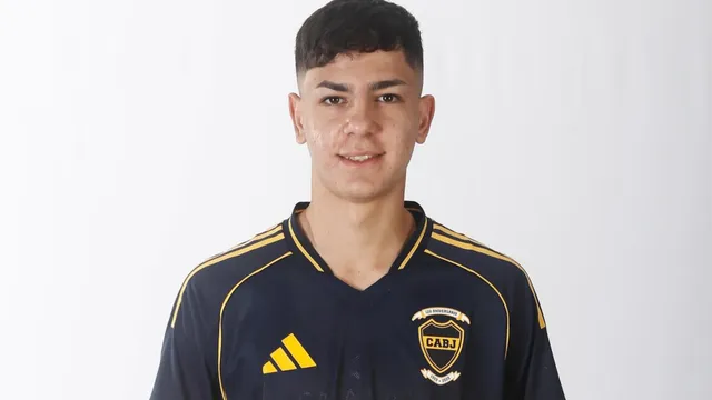 Franco Pérez se entrenó con la primera de Boca.