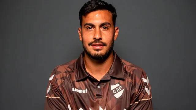 Nacho Vázquez jugador de Platense