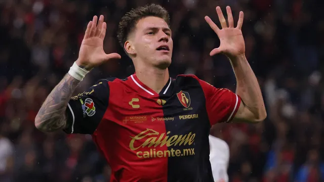 Kevin Zenón convirtió su primer gol en México.
