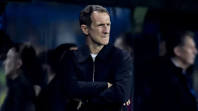 Arruabarrena y su idea con el equipo titular de Boca. 