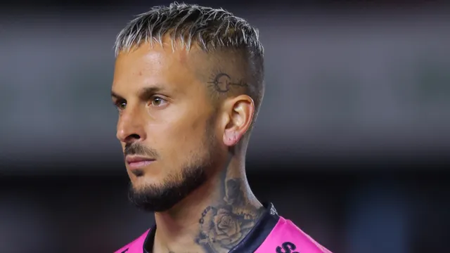 Darío Benedetto vuelve al fútbol argentino y será rival de Boca: jugará en Newell's
