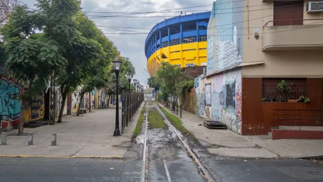 Remontaba barriletes a metros de La Bombonera cuando era chico y terminó siendo ídolo de Boca: "Soy terriblemente bostero"