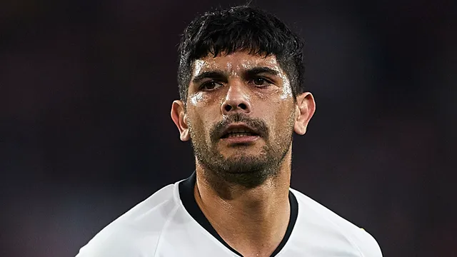 Éver Banega eligió a Messi como el mejor de la historia