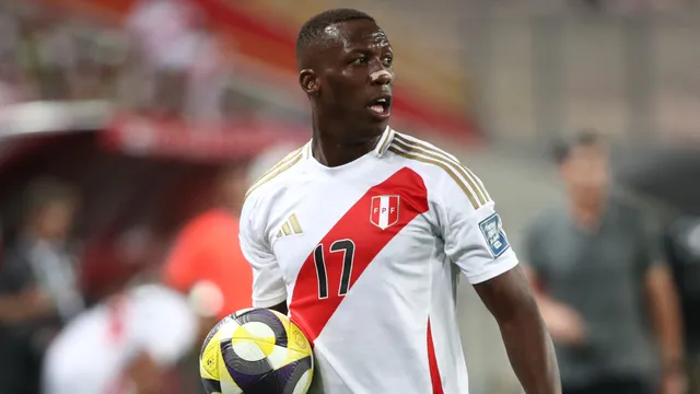 La jugada viral de Luis Advíncula que generó enojo entre los hinchas peruanos: "No tiene ganas de jugar"
