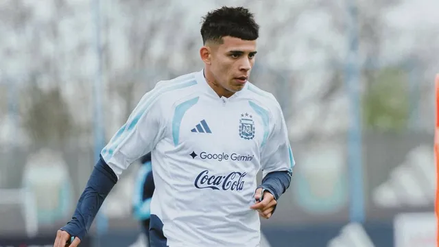 Scaloni ya hizo una evaluación de Flores y el delantero de Boca podría debutar con Argentina. 