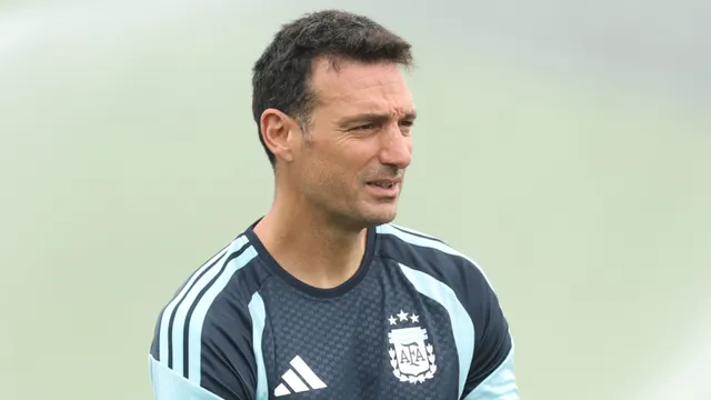 ¿Juega Paredes? El equipo que piensa Lionel Scaloni en Argentina vs. Egipto