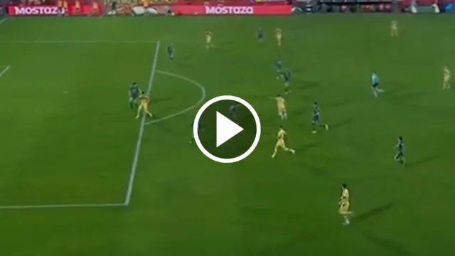 El golazo de afuera del área de Alan Velasco para la victoria parcial de Boca