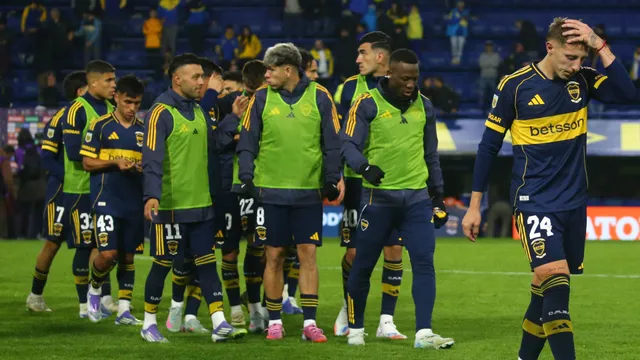 No se irá de Boca: Luis Advíncula no tiene lugar en el equipo, pero nadie puede pagar su sueldo