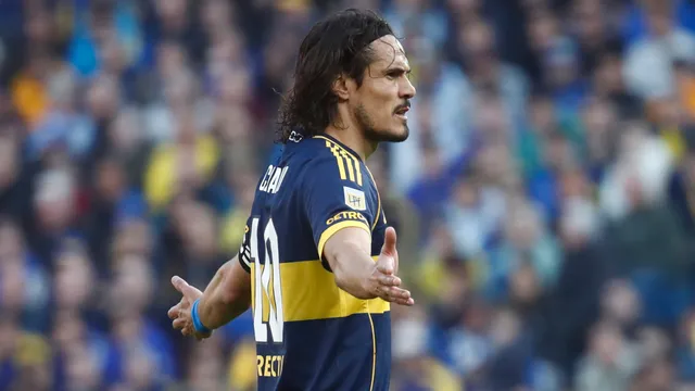 Edinson Cavani fue el más castigado por los hinchas de Boca contra Racing: "Basta"