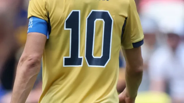 Quién es el máximo candidato a usar la 10 de Boca tras la salida de Edinson Cavani