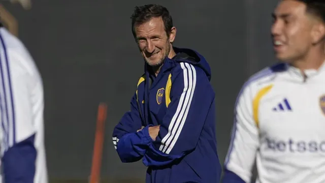 Con tres delanteros: el equipo que probó Arruabarrena para Boca vs. O'Higgins por la Copa Sudamericana 2026