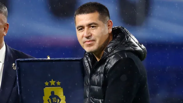 Los deseos de cumpleaños de Riquelme en pleno armado de un nuevo Boca para Arruabarrena