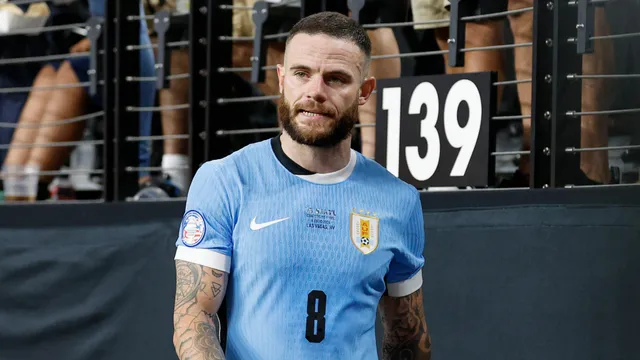 Nahitan Nández reconoció que lo llamó Riquelme: "Me dijo que le gustaría que vuelva a Boca"