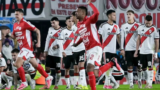 Los memes de los hinchas de Boca para River tras la eliminación: "Sigan gastando millones"