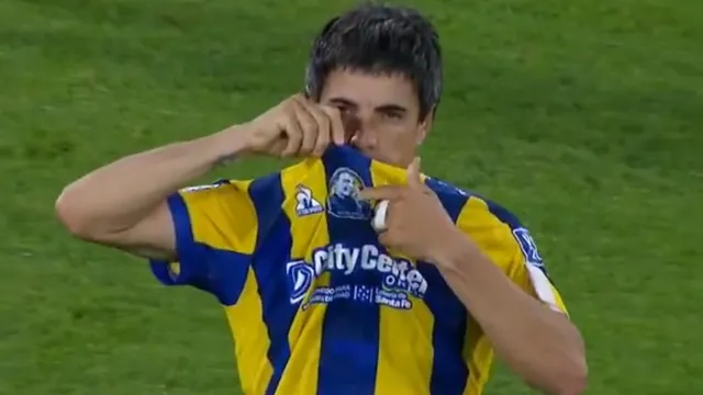 Malcorra metió un gol en Rosario Central y se lo dedicó a Russo: "Fue como un padre"