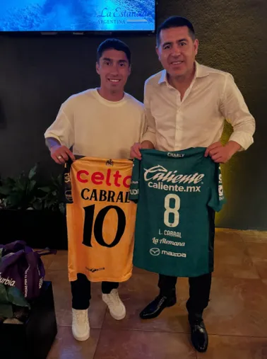 El encuentro de Román con Cabral en México. (Instagram)