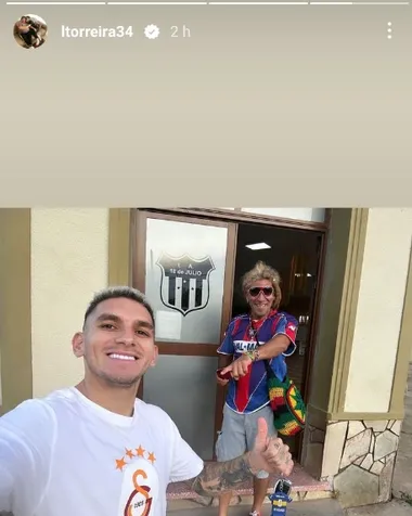 Lucas Torreira demostró una vez más que es hincha de Boca.