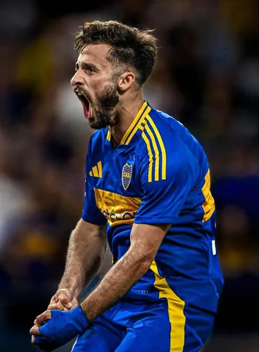 Saracchi tiene pocos minutos en Boca. Un presente irregular.