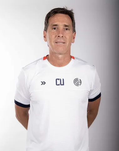 Claudio Úbeda, ex Racing y ayudante de Miguel Ángel Russo en San Lorenzo (San Lorenzo oficial)