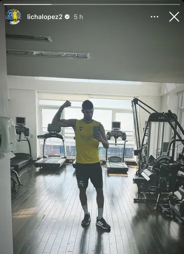 Lisandro López, entrenando con la camiseta de Boca. 