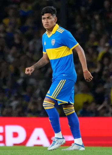Simón Rivero debutó en Boca en 2022, de la mano de Hugo Ibarra. (IMAGO)