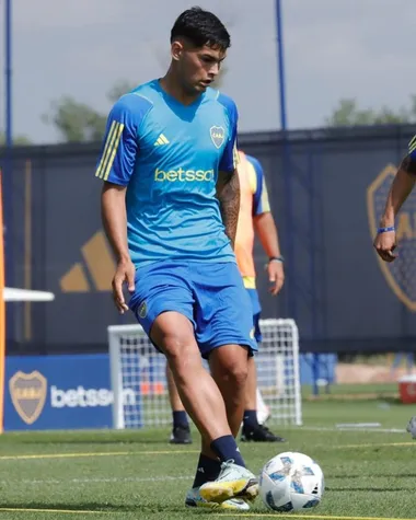 Benítez volverá a ser titular ante Defensa. (Instagram)