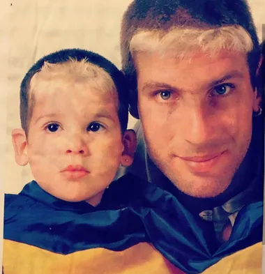 Ryduan y Martín en pleno auge del flequillo amarillo.