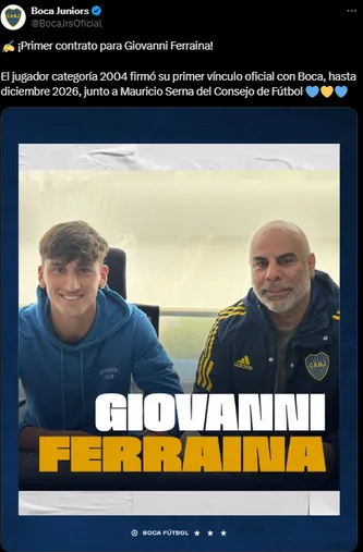 El juvenil estampó la firma de su primer vínculo con el club.