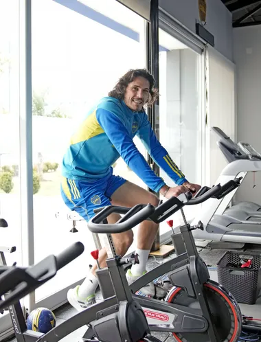Cavani entrenando en Boca. (Imago)