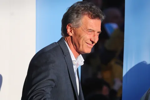 Macri y el tajante mensaje a Riquelme: "Si querés que el domingo haya elecciones..."